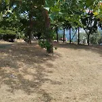 Spacious Nantia's Апартаменты