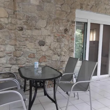 Apartment Spacious Nantia's *
